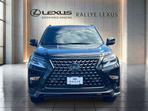 Certified 2023 Lexus GX 460 Luxury w/ Sport Design Package AWD/4WD image 2