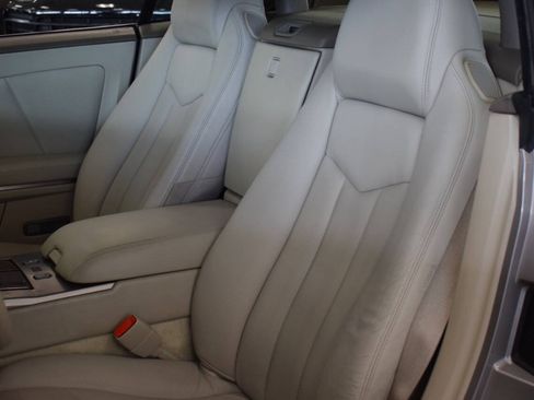 Used 2005 Cadillac XLR RWD image 97