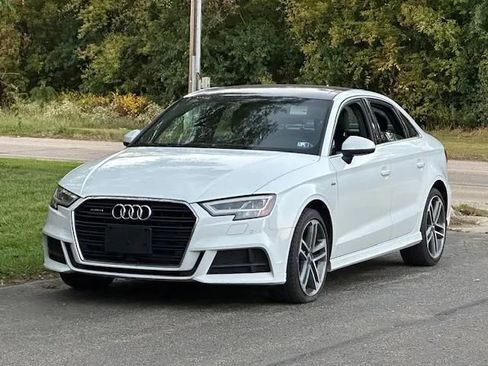 Used 2017 Audi A3 2.0T Premium Plus w/ Premium Plus Package image 2
