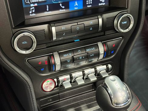 Used 2019 Ford Mustang GT Premium w/ Equipment Group 401A RWD image 38