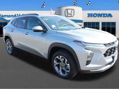 Used 2025 Chevrolet Trax LT