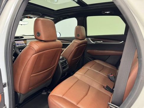 Used 2022 Cadillac XT5 Premium Luxury w/ Technology Package image 43