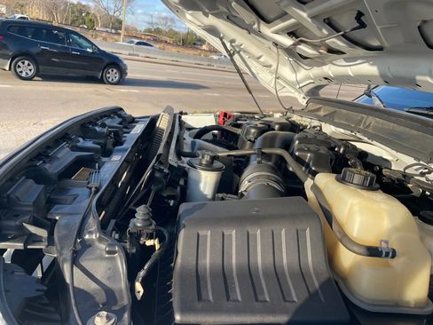 Used 2016 Ford F250 XL w/ Power Equipment Group image 10