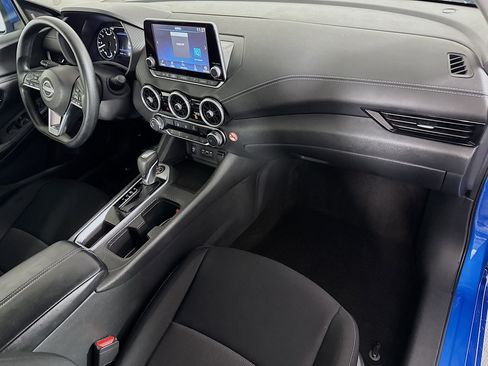 Used 2024 Nissan Sentra SV FWD image 30