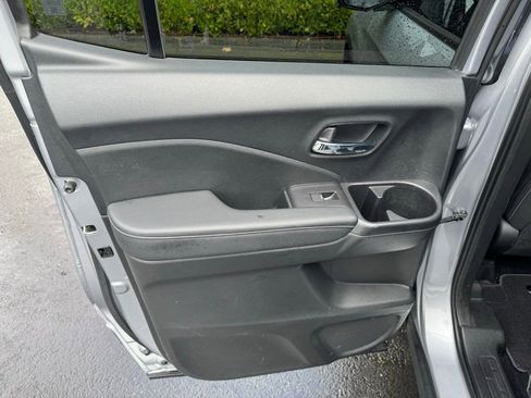 Used 2021 Honda Ridgeline Sport image 8