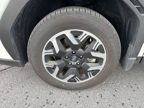 Certified 2025 Subaru Forester Premium w/ Convenience Package #2 image 13