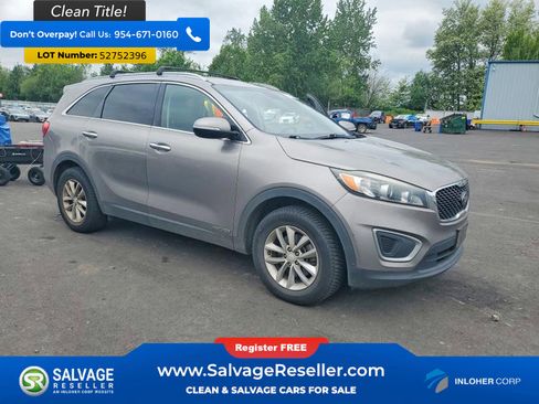 Used 2017 Kia Sorento AWD image 5
