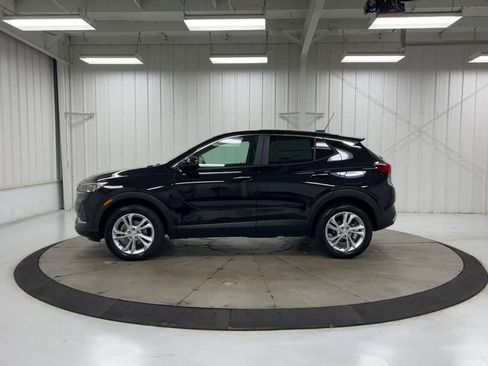 Used 2023 Buick Encore GX Preferred w/ Cold Weather Comfort Package AWD/4WD image 5