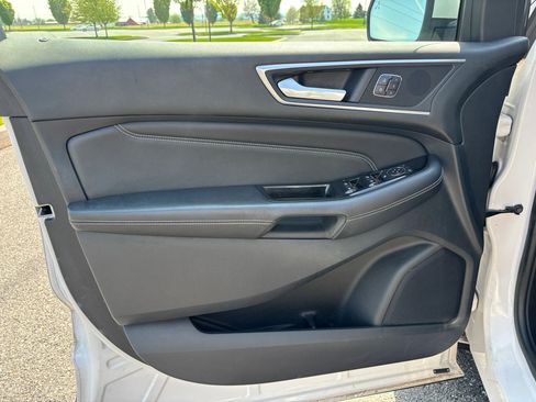 Used 2015 Ford Edge Titanium w/ Equipment Group 302A image 13