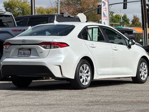 Certified 2025 Toyota Corolla LE FWD image 3