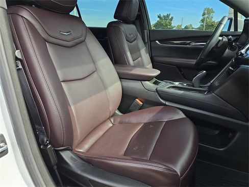 Certified 2024 Cadillac XT6 Premium Luxury w/ Technology Package image 29