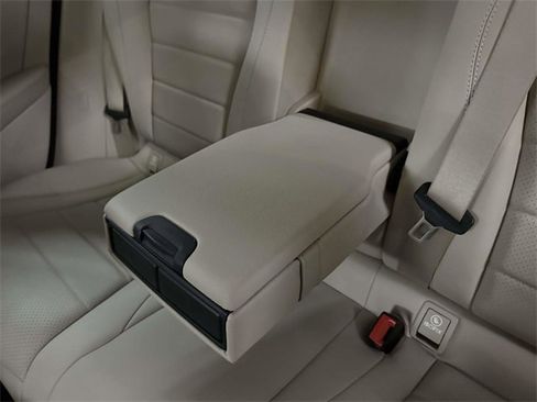 Certified 2022 Mercedes-Benz GLC 300 4MATIC image 17