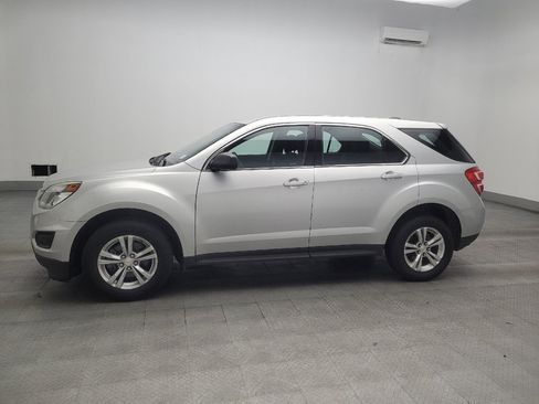 Used 2017 Chevrolet Equinox LS FWD image 2