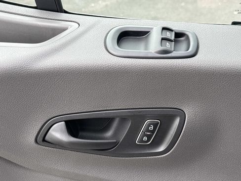 New 2026 Ford Transit 250 148 Medium Roof Extended AWD w/ Load Area Protection Package image 19