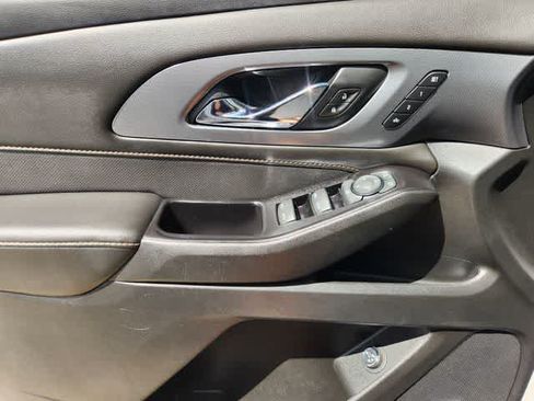 Used 2020 Chevrolet Traverse Premier w/ LPO, Floor Liner Package FWD image 20