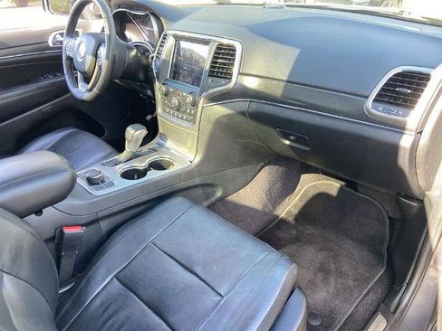 Used 2018 Jeep Grand Cherokee Limited w/ Luxury Group II image 26