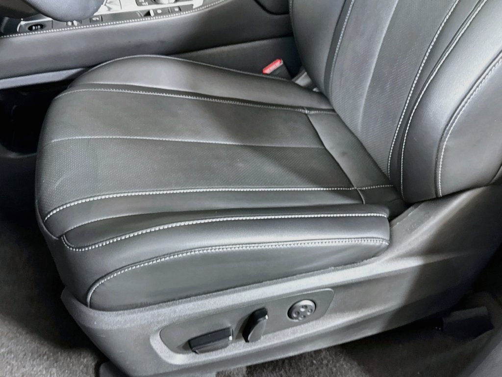 Certified 2027 INFINITI QX60 Luxe w/ Cargo Package FWD image 26