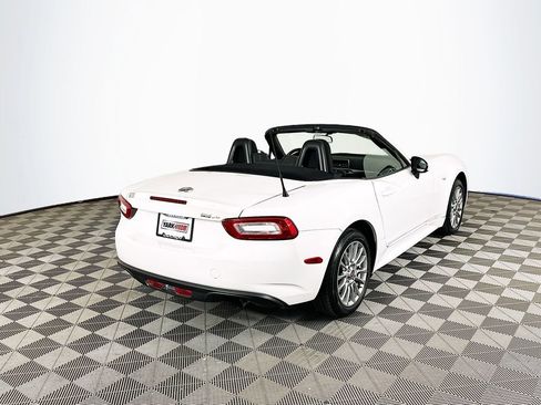 Used 2018 FIAT 124 Spider Classica RWD image 36