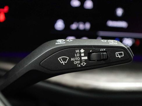 Certified 2025 Audi Q5 Premium w/ Convenience Package image 27