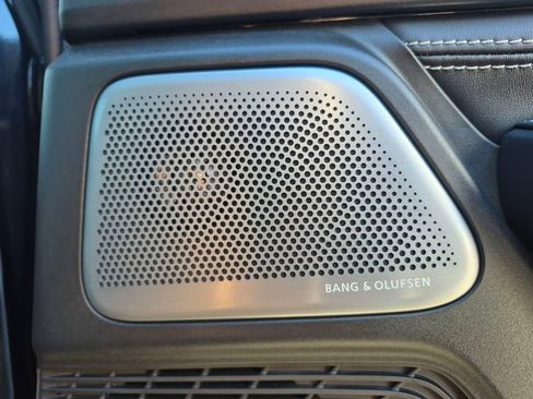 Used 2025 Acura MDX w/ Advance Package image 25