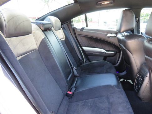 Used 2019 Dodge Charger R/T w/ Plus Group RWD image 29