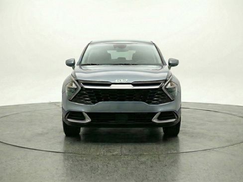 Used 2025 Kia Sportage LX image 1