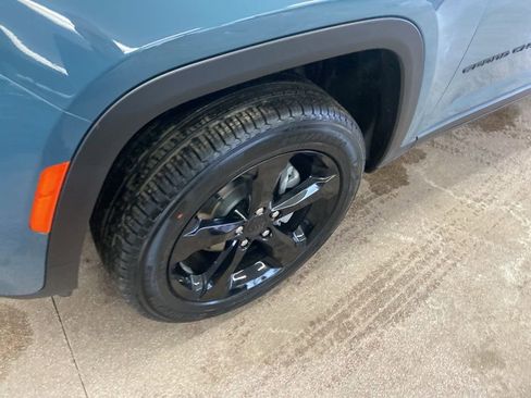 New 2026 Jeep Grand Cherokee Limited image 5