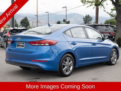 Used 2017 Hyundai Elantra Value Edition FWD image 4