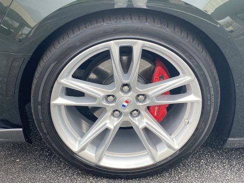 Used 2020 Chevrolet Camaro LT image 9