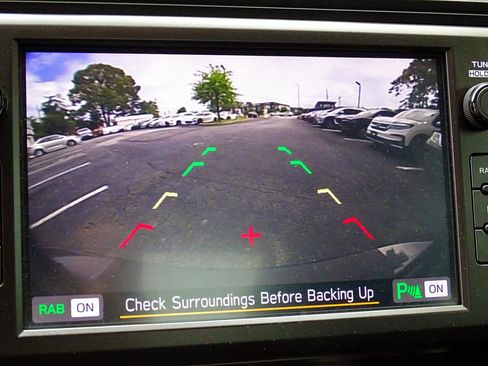 Used 2025 Toyota GR86 Premium w/ ALL Weather Mat Package (TMS) RWD image 37