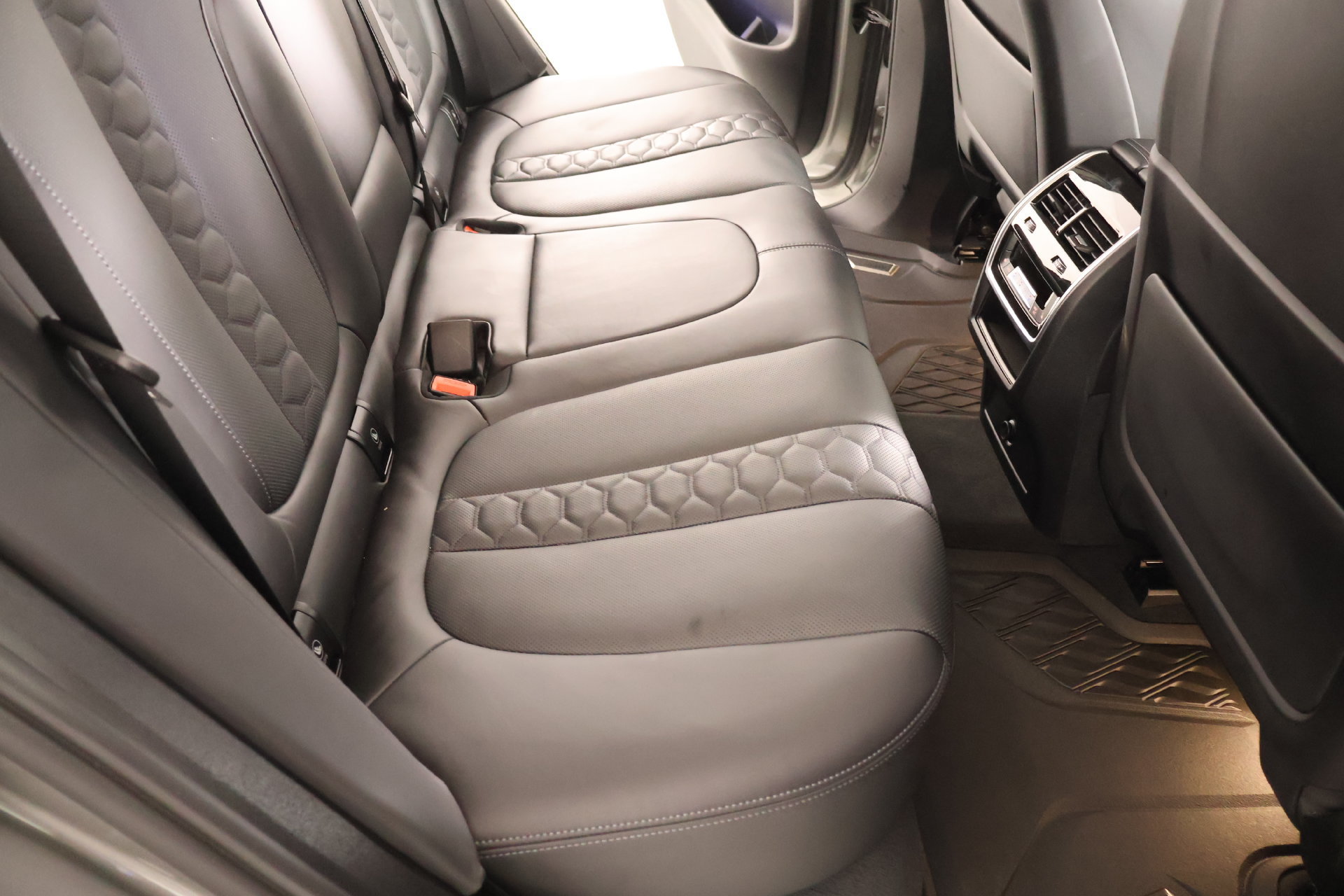 Used 2023 BMW X5 M w/ Executive Package AWD/4WD image 15