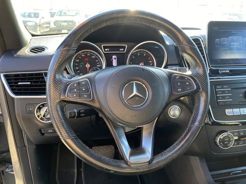 Used 2018 Mercedes-Benz GLS 450 GLS 450 w/ Premium Package image 25
