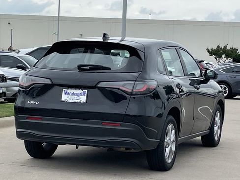 Used 2023 Honda HR-V LX image 4