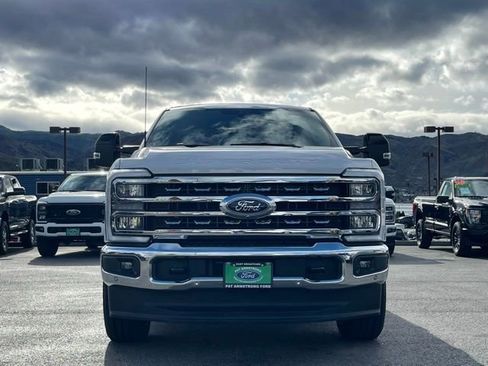 New 2026 Ford F250 Lariat w/ Lariat Premium Package AWD/4WD image 6