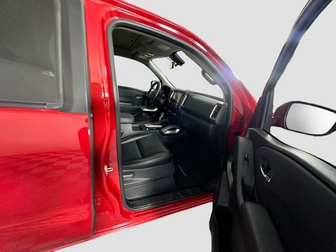 Used 2023 Nissan Frontier SV w/ SV Premium Package AWD/4WD image 30