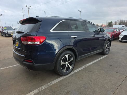 Used 2018 Kia Sorento EX w/ EX Advanced Touring Package image 5