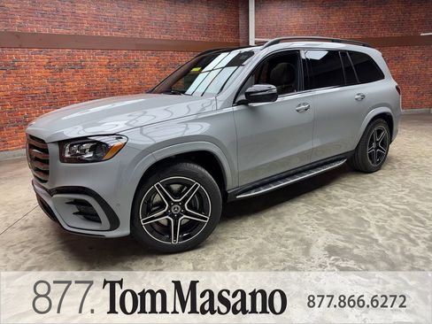New 2026 Mercedes-Benz GLS 450 4MATIC image 1