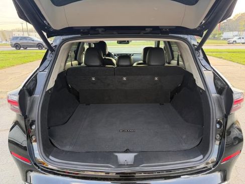 Used 2023 Nissan Murano SL w/ SL Moonroof Package image 7