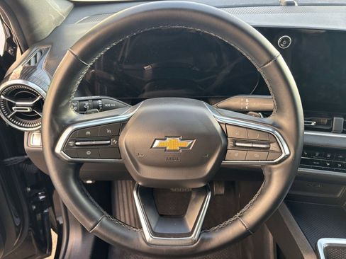 Used 2025 Chevrolet Equinox LT image 28