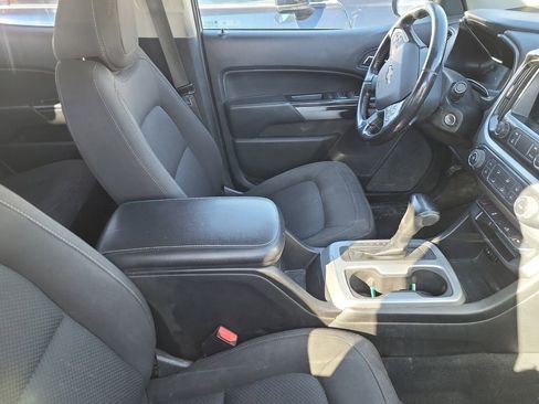 Used 2021 Chevrolet Colorado LT image 7