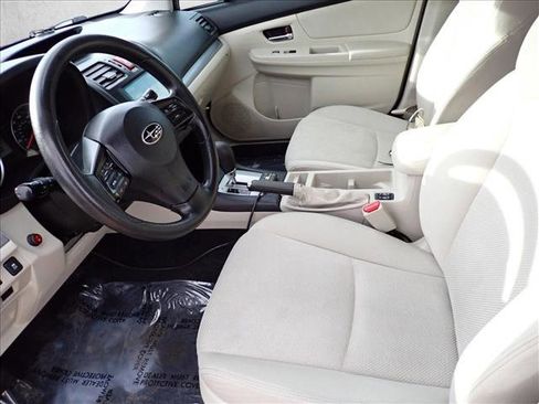 Used 2013 Subaru Crosstrek 2.0i Premium AWD/4WD image 10