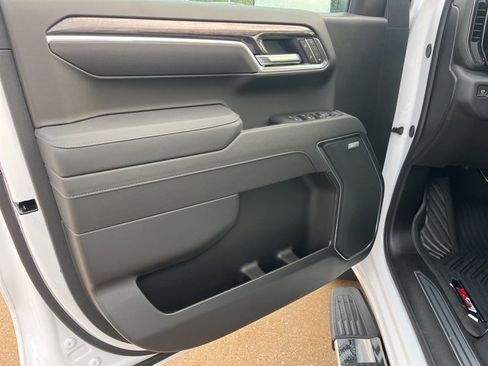 New 2026 Chevrolet Silverado 1500 LTZ w/ LTZ Premium Package image 15