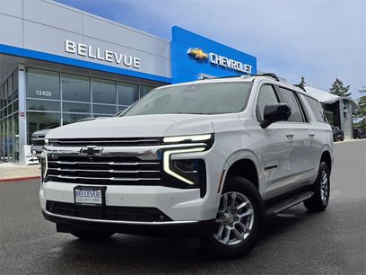 New 2026 Chevrolet Suburban LT w/ Comfort Package