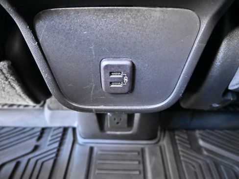 Used 2023 GMC Terrain AT4 AWD/4WD image 15