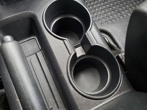 Used 2020 Nissan NV200 S image 20