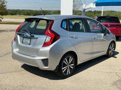 Used 2016 Honda Fit EX image 3