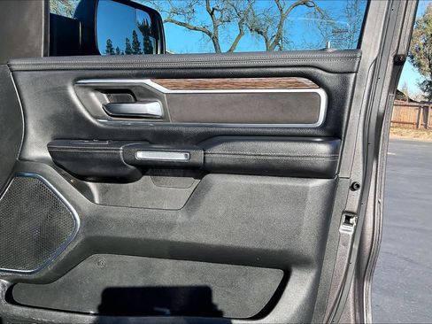 Used 2019 RAM 1500 Laramie image 26