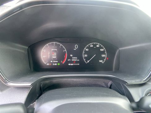 Used 2024 Honda CR-V EX image 16