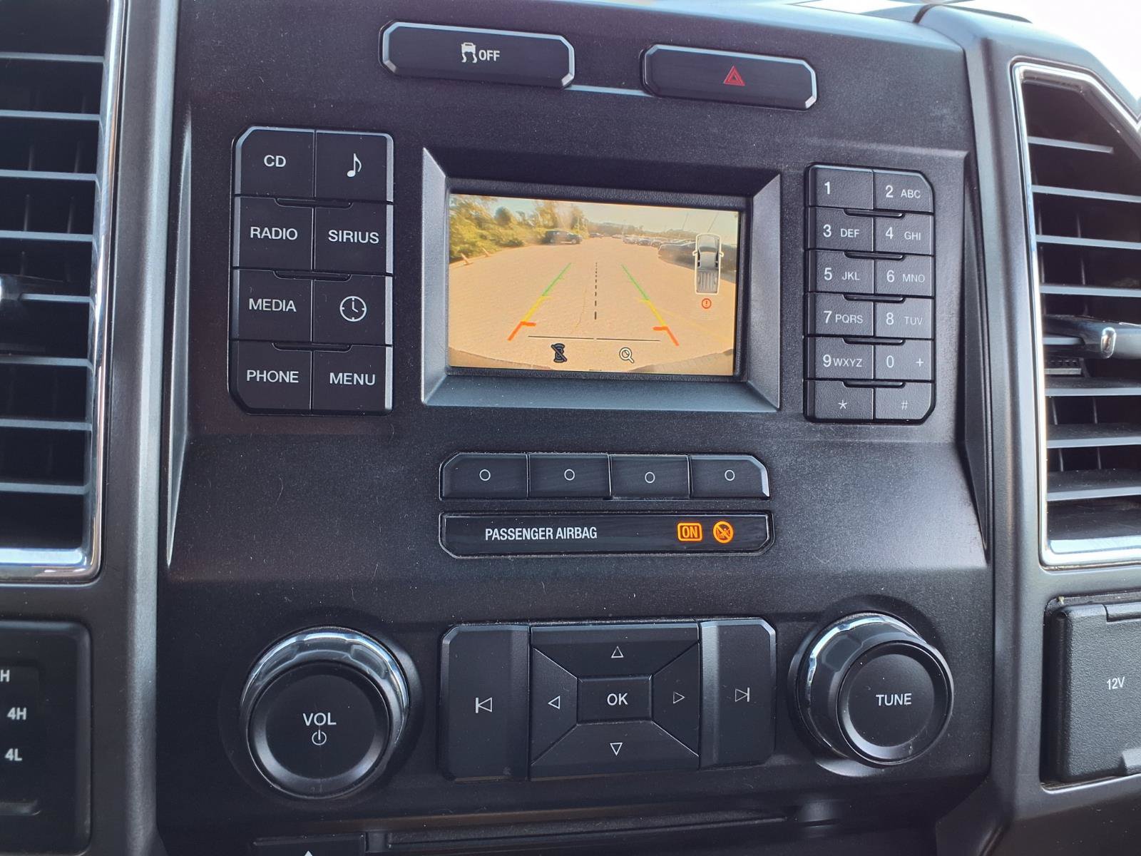 Used 2017 Ford F350 XLT w/ Camper Package AWD/4WD image 7