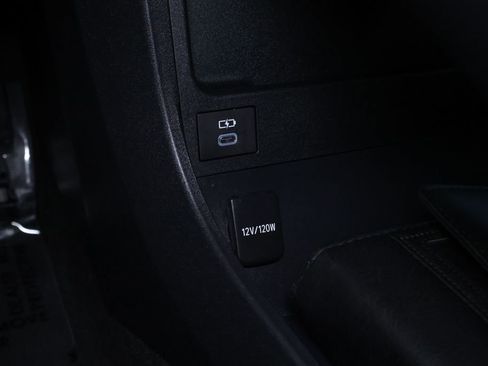 Used 2024 Subaru Solterra Premium image 34